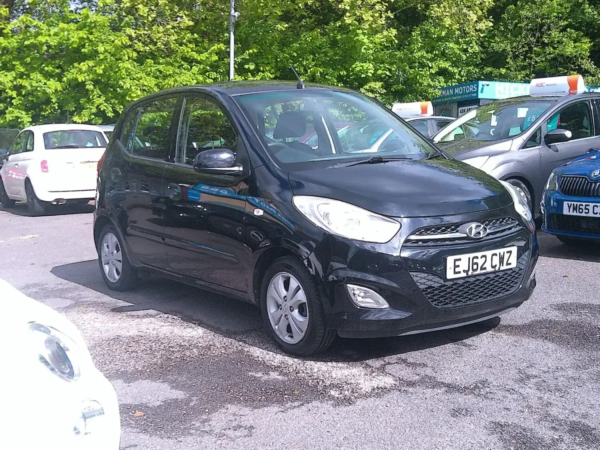 Used Hyundai i10 Active 86 HP (63 kW) 2012 Black Hatchback