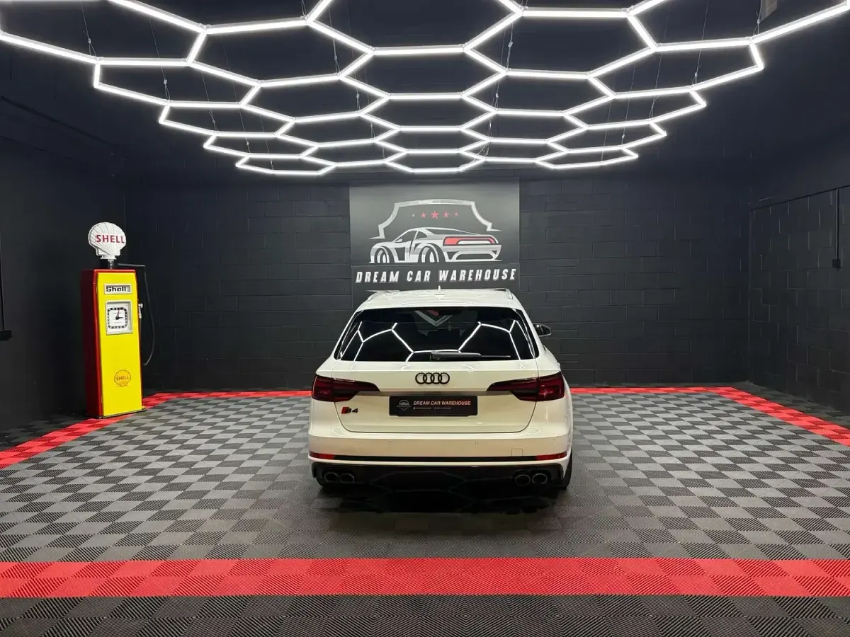 Used Audi S4 Advanced 354 HP (260 kW) 2017 White Estate