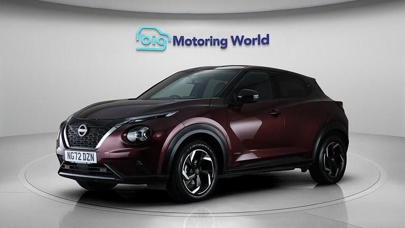Used Nissan Juke N-Connecta 143 HP (105 kW) 2023 Red SUV