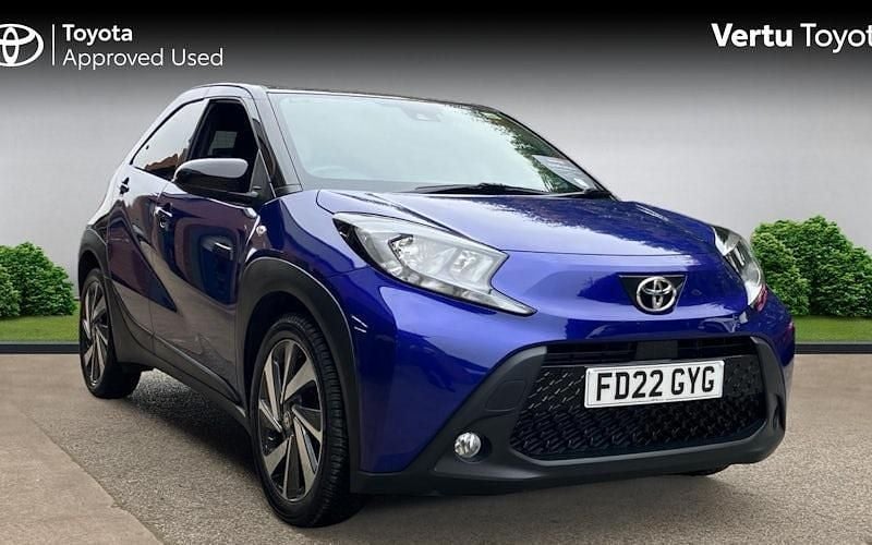 Used 2025 Toyota Aygo Hatchback | £12,425 (Good price) - Image 1/4