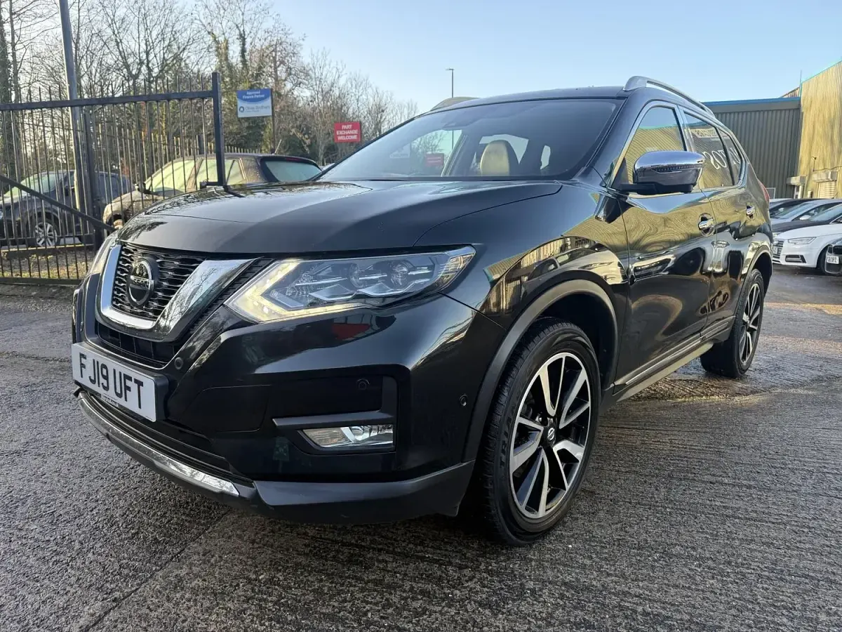 Used Nissan X-Trail Tekna 150 HP (110 kW) 2019 Black SUV
