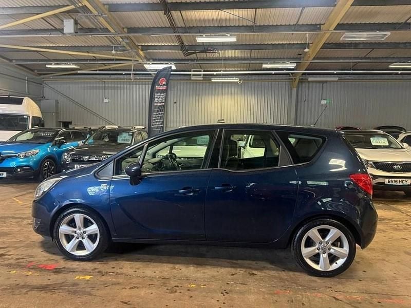 Second-hand Vauxhall Meriva 2014 Albastru Monovolum