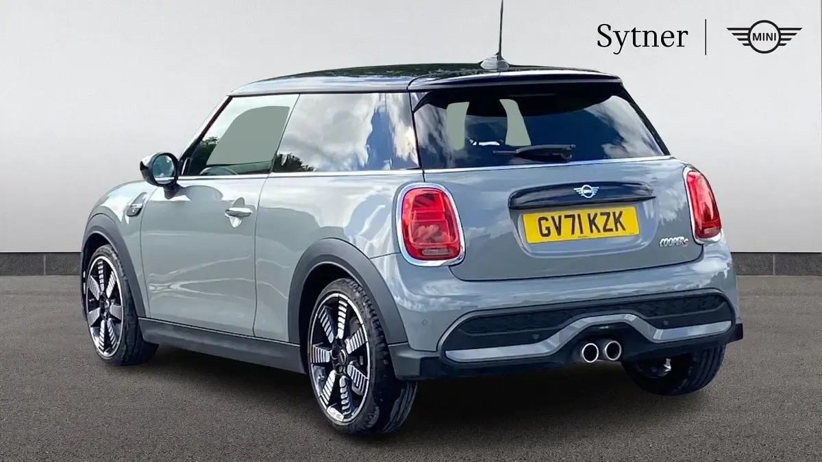 Used Mini Cooper S Exclusive 176 HP (129 kW) 2021 Grey Hatchback