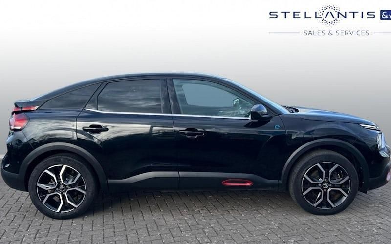 Used Citroën e-C4 Shine 100 kW (136 HP) 2021 Hatchback