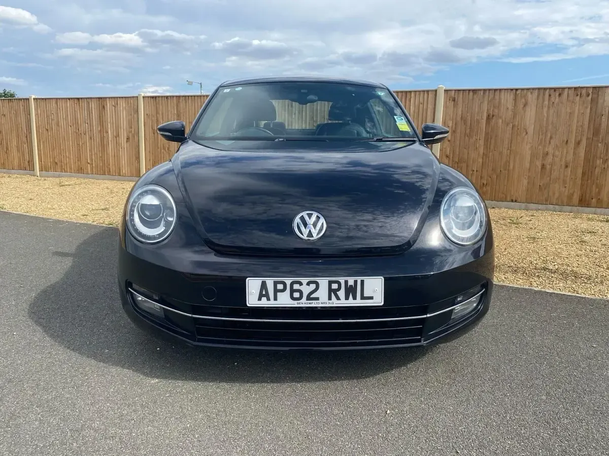 Used VW Beetle Design 105 HP (77 kW) 2013 Black Hatchback