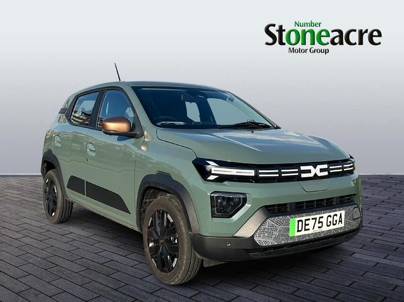 New Dacia Spring Extreme 47 kW (65 HP) 2025 Green Hatchback