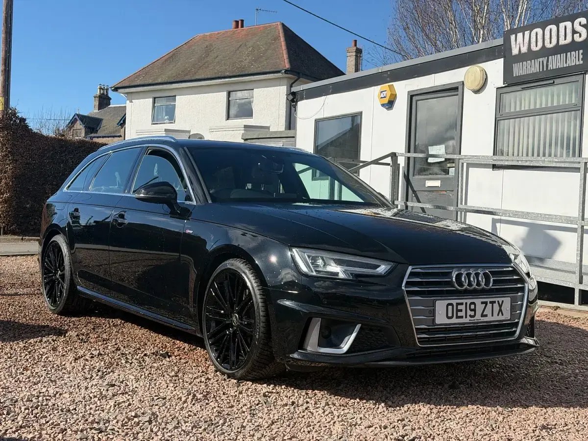 Used Audi A4 S-Line 190 HP (139 kW) 2019 Black Estate