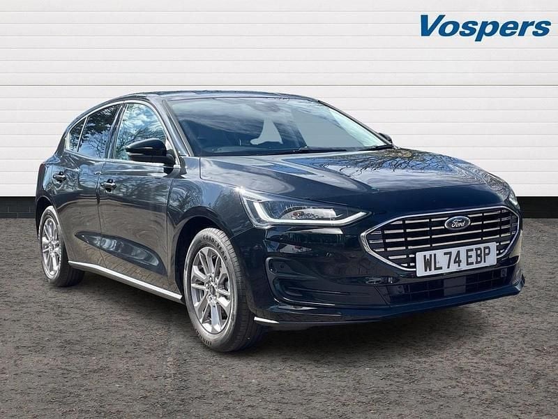 Black New 2024 Ford Focus Titanium Hatchback | £20,500 (Good price) - Image 1/3