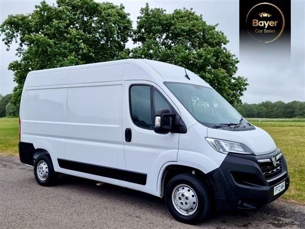 White Used 2022 Vauxhall Movano S Van | £10,542 (Fair price) - Image 1/1