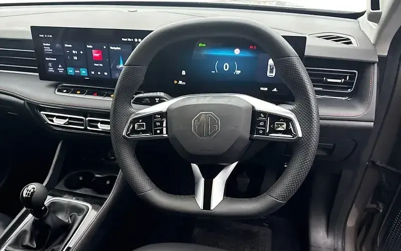 Used MG HS Trophy 170 HP (125 kW) 2024 Silver SUV
