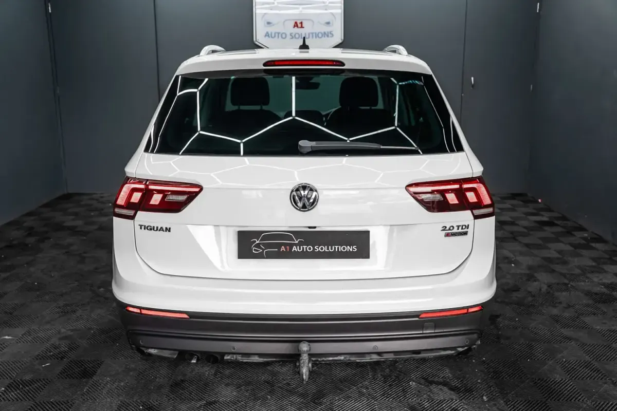 Second-hand VW Tiguan SE 150 CP (110 kW) 2017 Alb SUV
