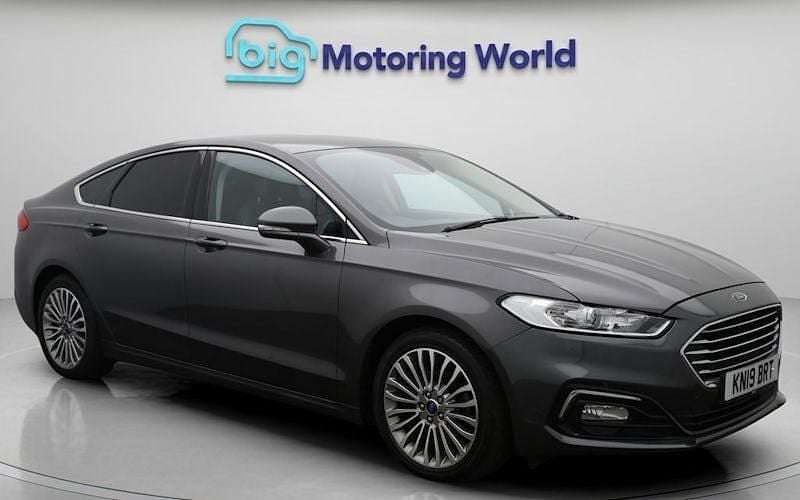 Used 2021 Ford Mondeo Titanium Hatchback | £14,200 (Fair price) - Image 1/4