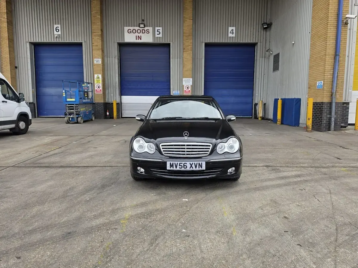Used Mercedes C180 Elegance 2006 Black Sedan