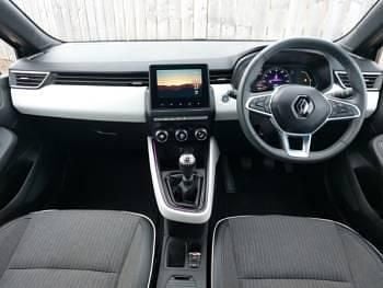 Used Renault Clio V Techno 90 HP (66 kW) 2023 Grey Hatchback