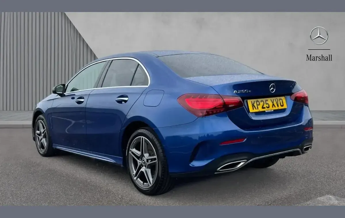 Used Mercedes A250 Executive 214 HP (157 kW) 2025 Blue Sedan