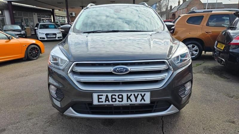 Used Ford Kuga Titanium 150 HP (110 kW) 2019 Grey SUV