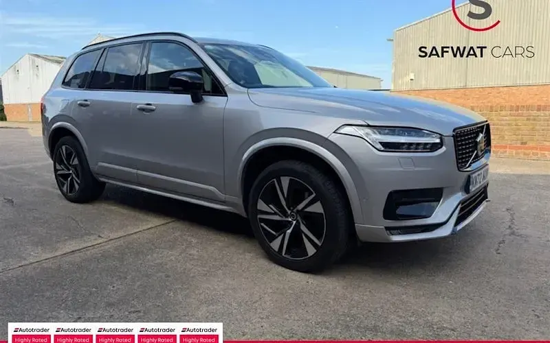 Used Volvo XC90 Plus 250 HP (183 kW) 2025 SUV