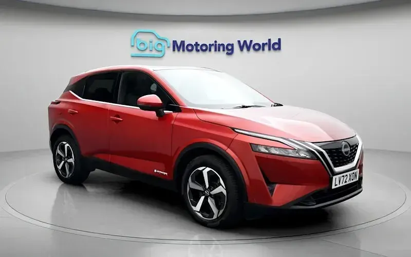 Used Nissan Qashqai N-Connecta 190 HP (139 kW) 2022 Red SUV
