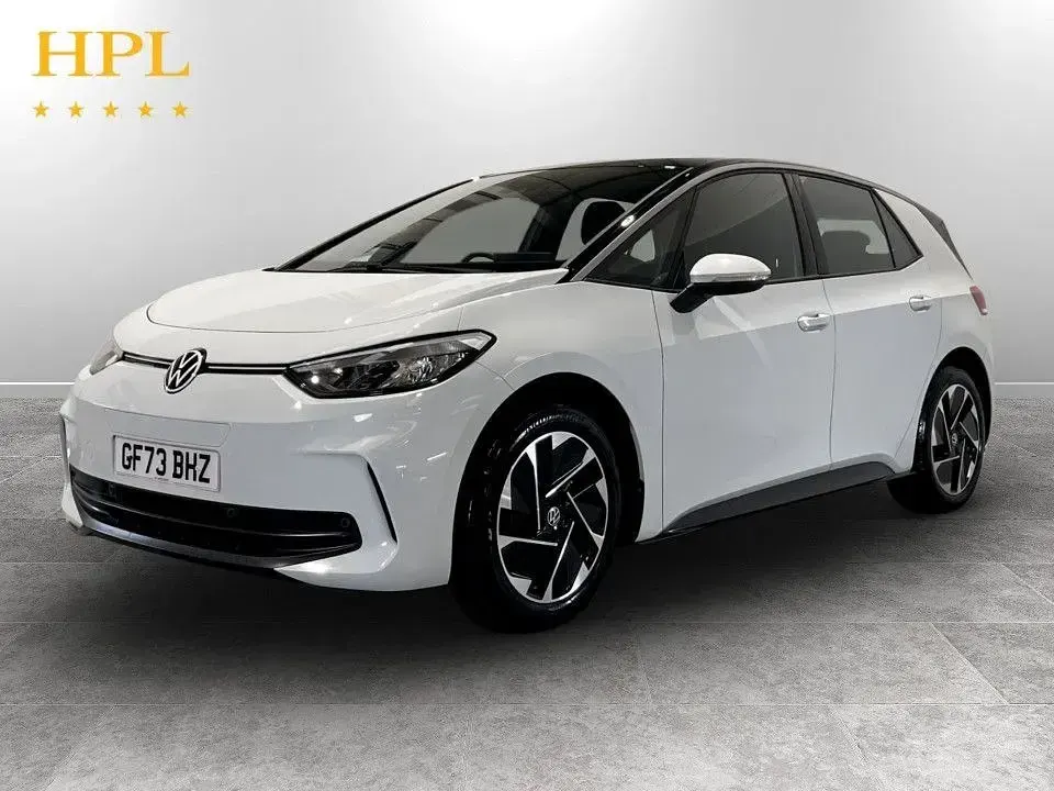 Używany VW ID.3 Pro 150 kW (204 KM) 2023 Biały Hatchback