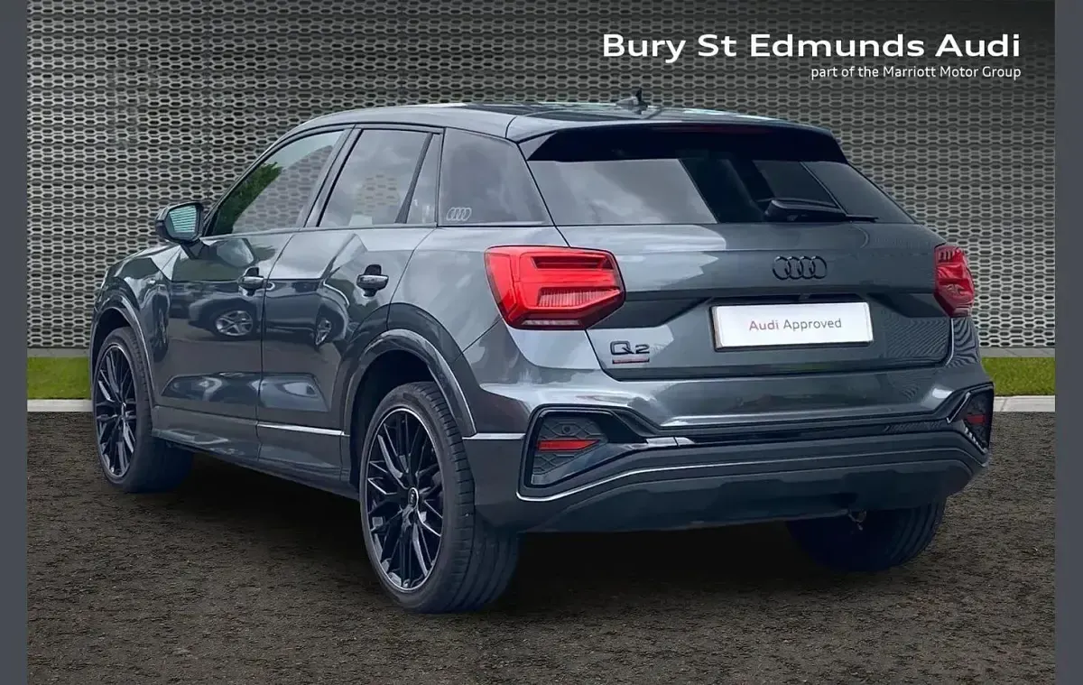 Used Audi Q2 Black Edition 148 HP (108 kW) 2025 Grey SUV