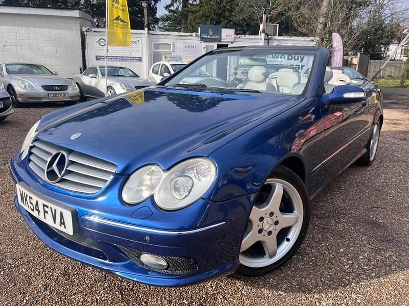 Used Mercedes CLK320 Avantgarde 218 HP (160 kW) 2004 Blue Cabriolet