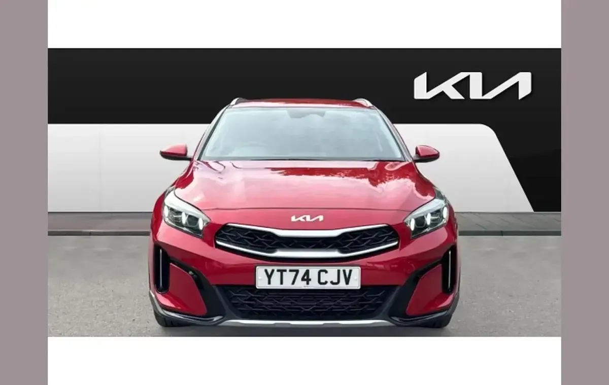Used Kia XCeed 140 HP (102 kW) 2024 Red SUV