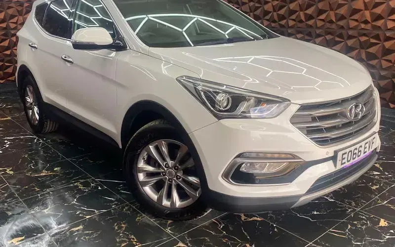 Used Hyundai Santa Fe Premium 200 HP (147 kW) 2016 SUV