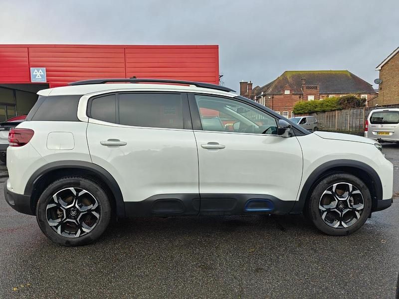 White Used 2022 Citroën C5 Aircross PureTech SUV | £17,700 (A bit pricey) - Image 1/4