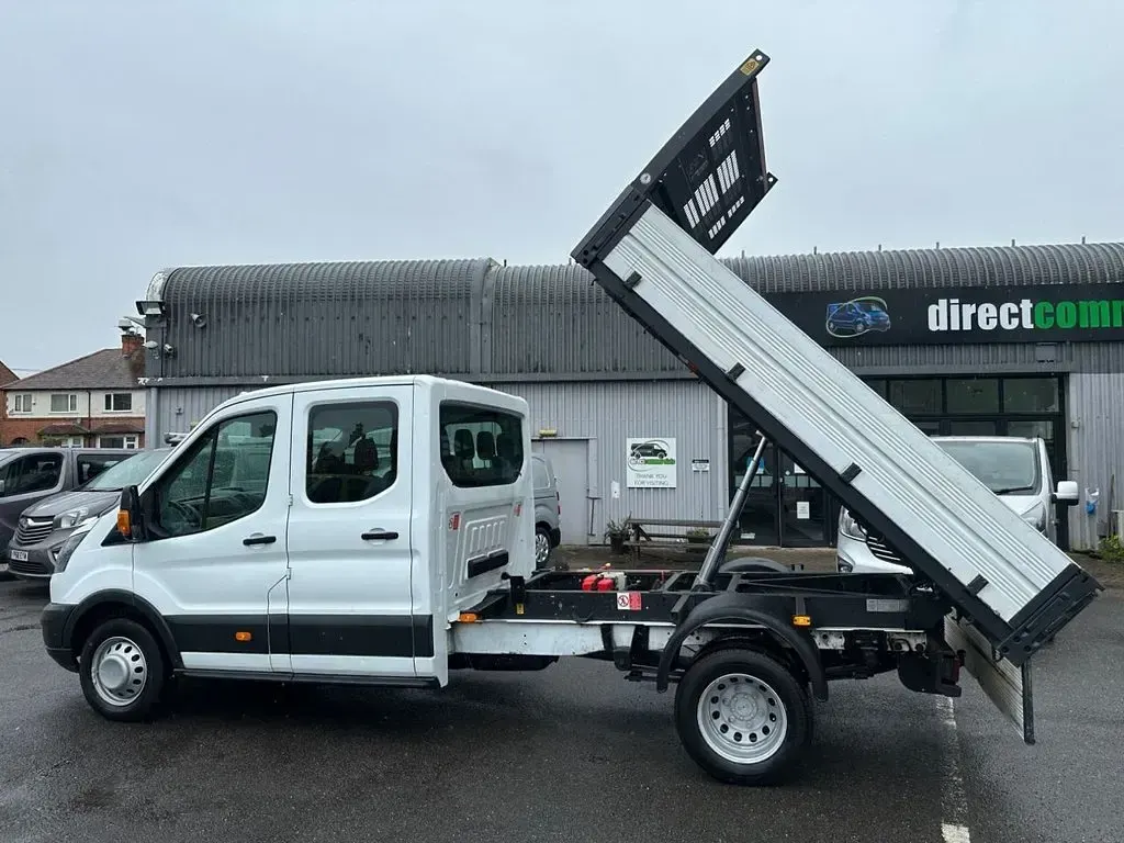 Used Ford Transit 2018 White Sedan