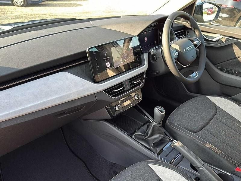 New Skoda Kamiq Design Edition 85 HP (62 kW) 2025 Graphite grey metallic SUV