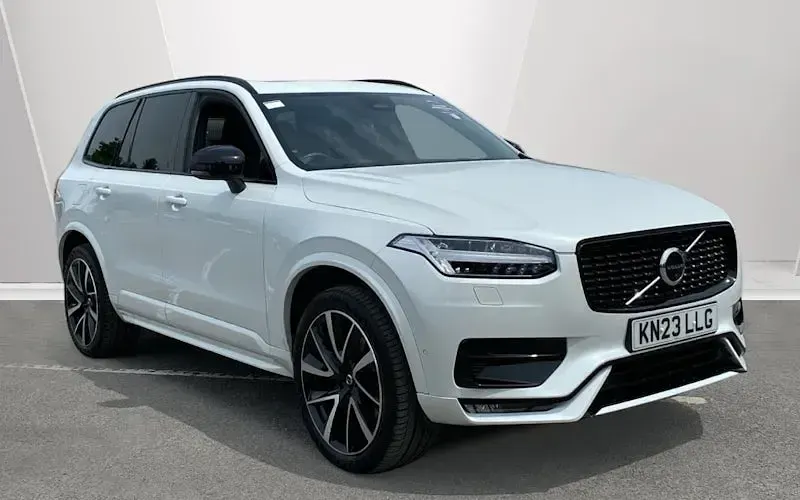 Used Volvo XC90 Plus 235 HP (172 kW) 2023 SUV