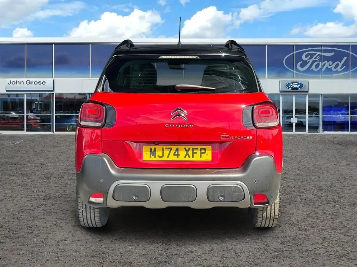 Used Citroën C3 Aircross PureTech 128 HP (94 kW) 2024 Red SUV