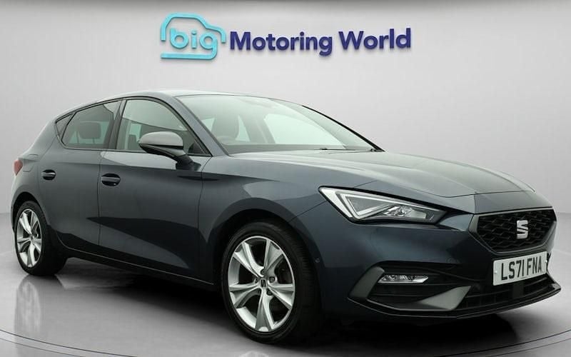 Used 2023 Seat Leon FR Hatchback | £15,000 (Fair price) - Image 1/4