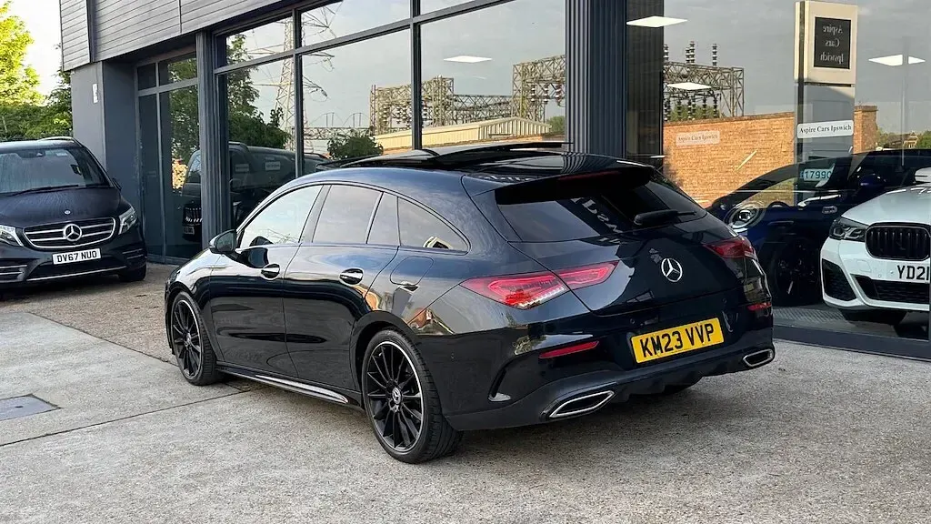 Used Mercedes CLA200 AMG Line Premium Plus 161 HP (118 kW) 2023 Black Estate