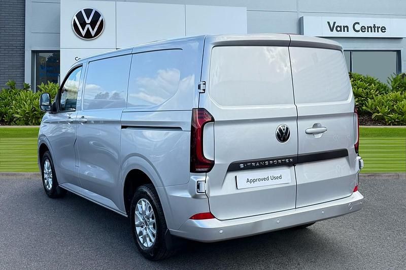New VW Transporter Pro 160 kW (218 HP) 2025 Grey Van