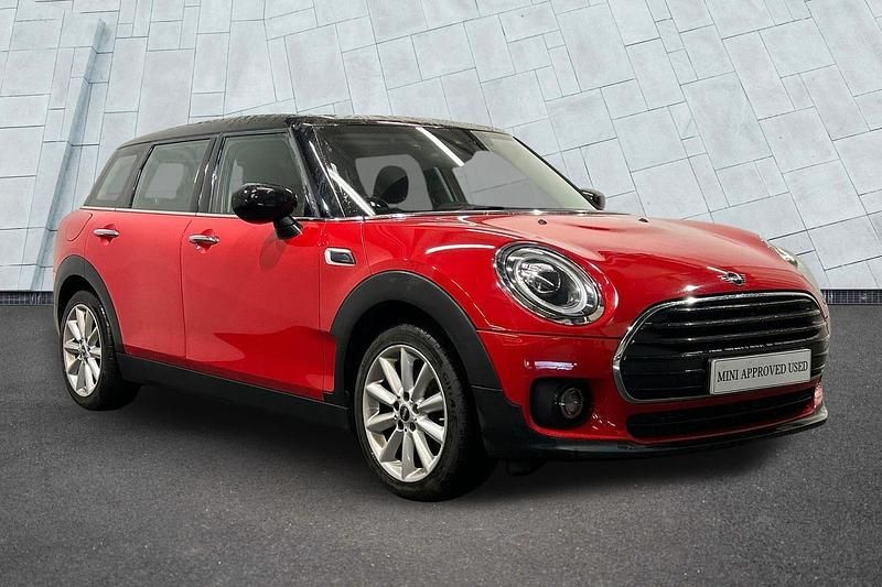 Red Used 2019 Mini Cooper Clubman Classic Estate | £11,300 (Fair price) - Image 1/4