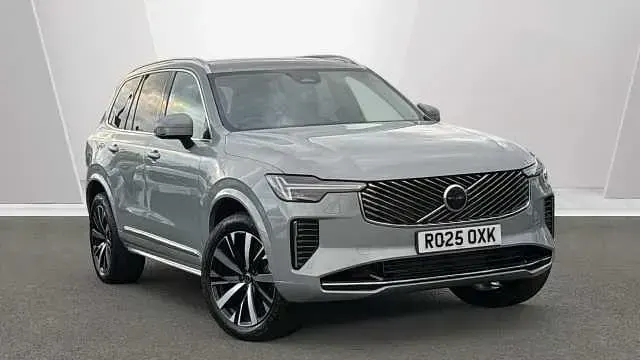 Begagnad Volvo XC90 Core 455 HK (334 kW) 2025 SUV