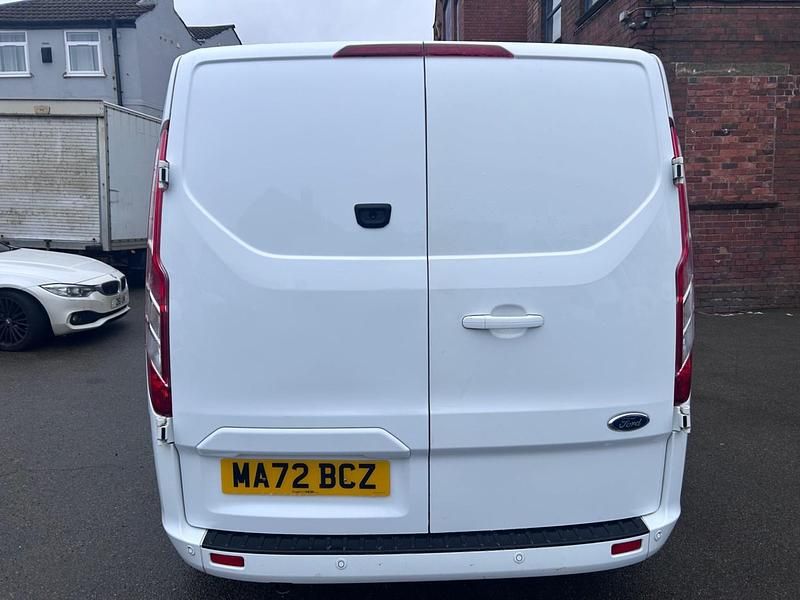 Used Ford Transit Custom Limited 130 HP (95 kW) 2022 White Van