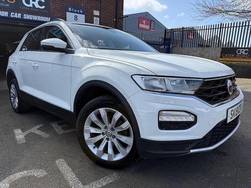 Used VW T-Roc SE 115 HP (84 kW) 2019 White SUV
