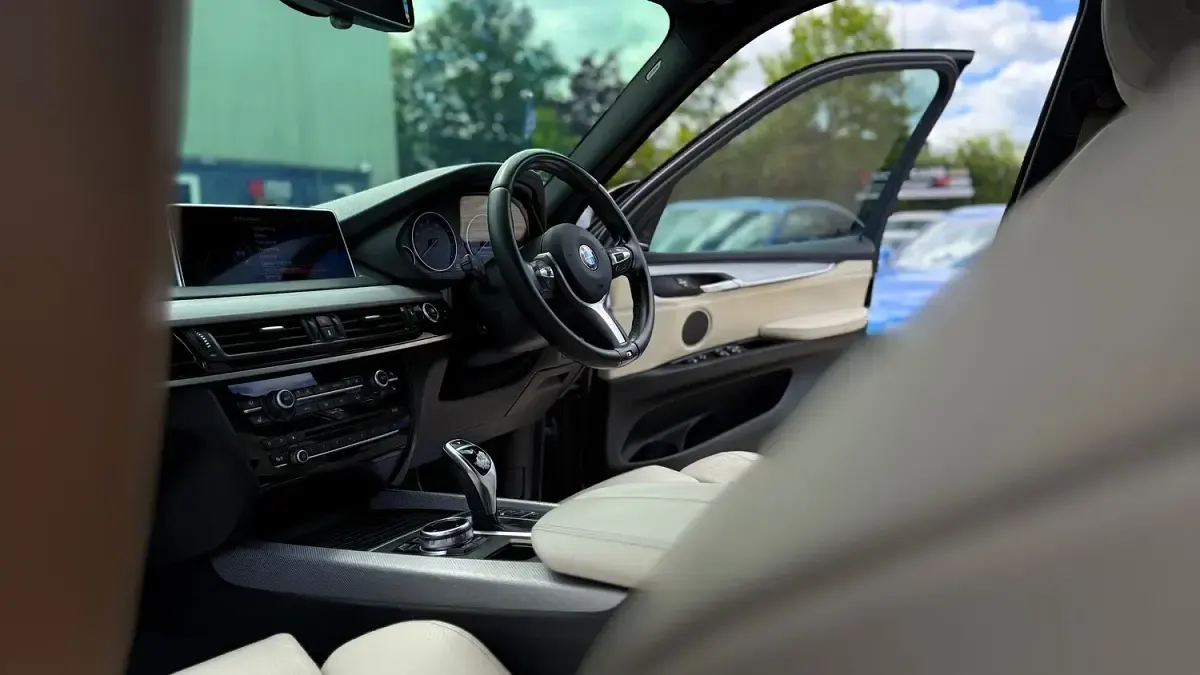 Usado BMW X5 M Sport 258 HP (189 kW) 2014 Preto SUV