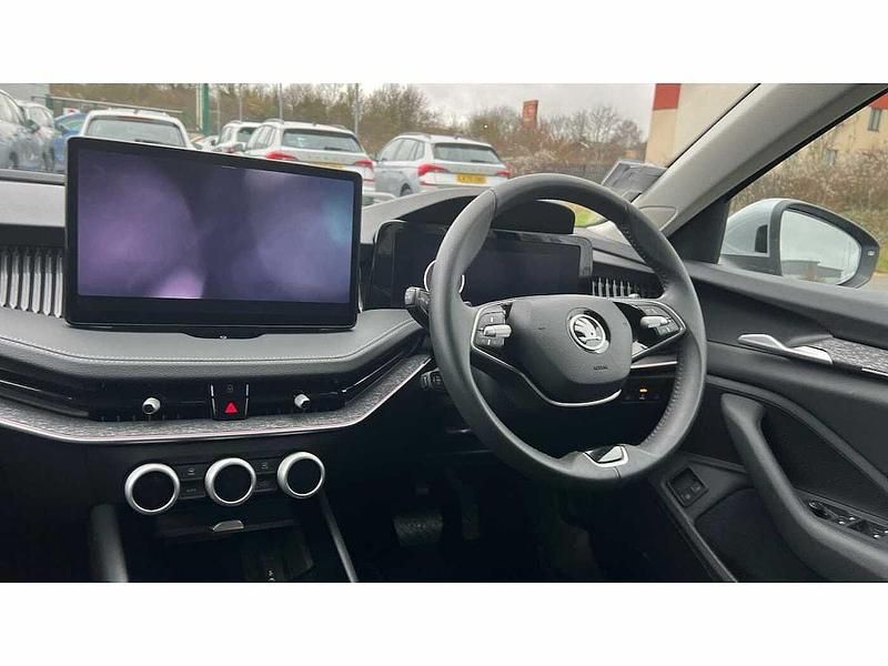 Used Skoda Superb SE L 200 HP (147 kW) 2024 Silver Estate