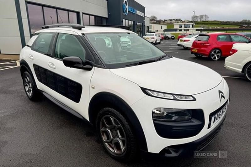 White Used 2016 Citroën C4 Cactus Feel Hatchback | £5,350 (A bit pricey) - Image 1/1