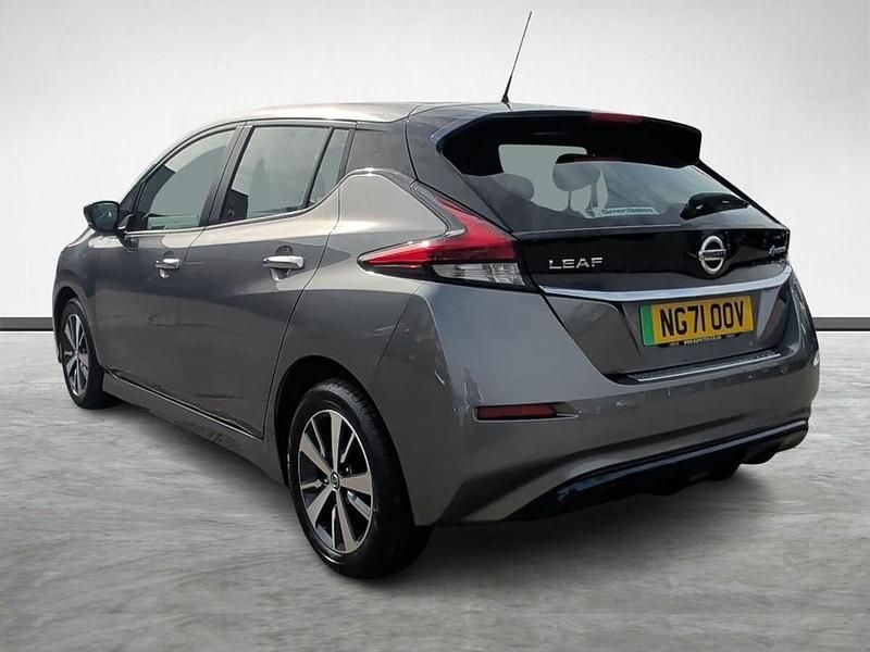 Used Nissan Leaf Acenta 108 kW (148 HP) 2021 Grey Hatchback