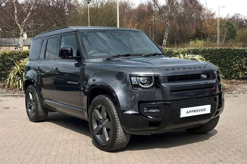 Grey Used 2023 Land Rover Defender HSE Dynamic SUV | £54,500 (Fair price) - Image 1/4