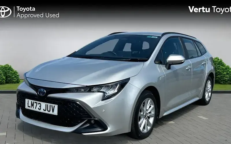 Used Toyota Corolla 140 HP (102 kW) 2026 Estate