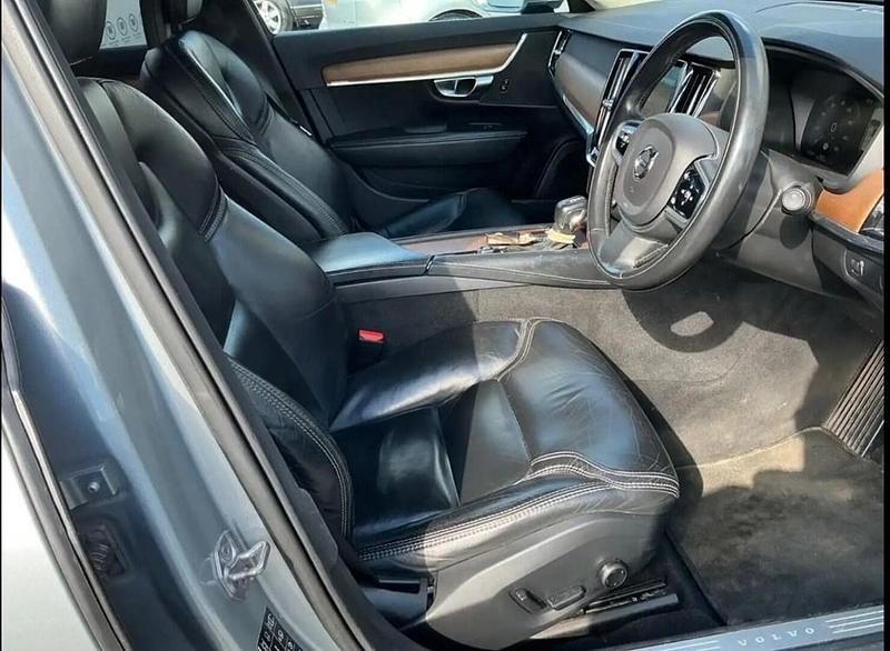 Used Volvo V90 Inscription 2017 Silver Estate