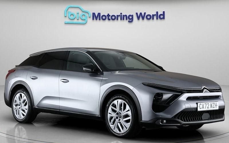 Used 2022 Citroën C5 X PureTech Estate | £14,700 (Fair price) - Image 1/4