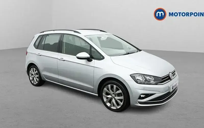 Second-hand VW Golf VII Match 150 CP (110 kW) 2019 Hatchback