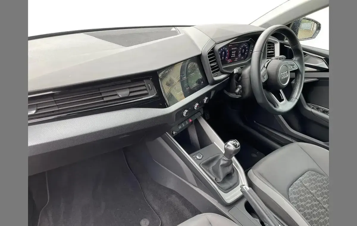 Used Audi A1 Sport 113 HP (83 kW) 2019 Blue SUV