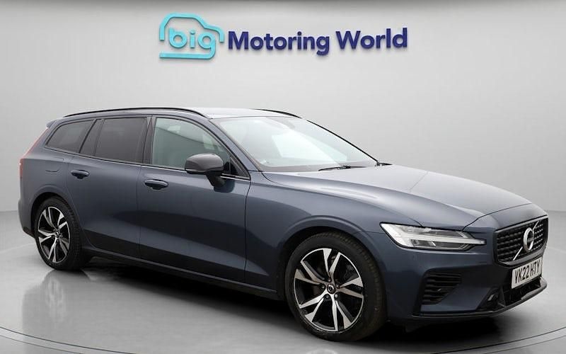 Used Volvo V60 R-Design 349 HP (256 kW) 2021 Blue Estate